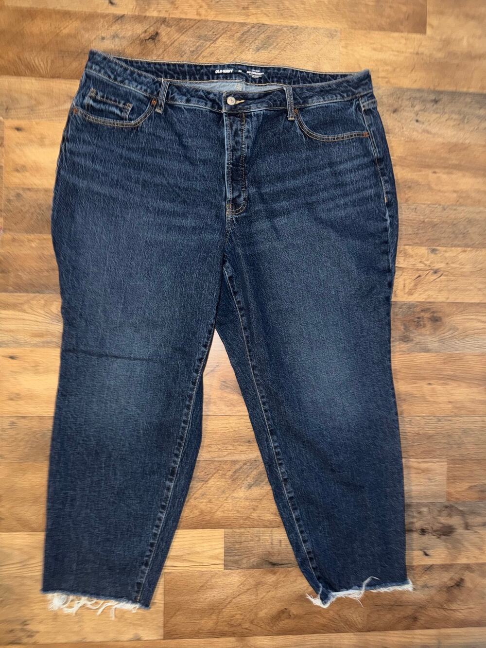 Old navy women’s high rise OG straight button closure blue jeans